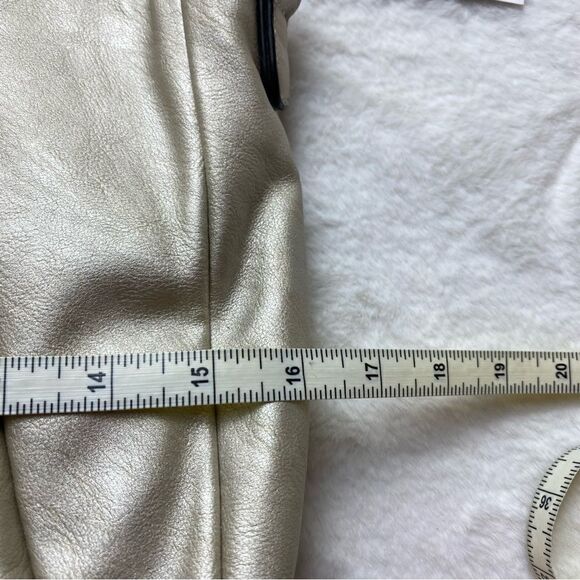 La Terre New With Tags Metallic Pale Gold Purse - Picture 11 of 13